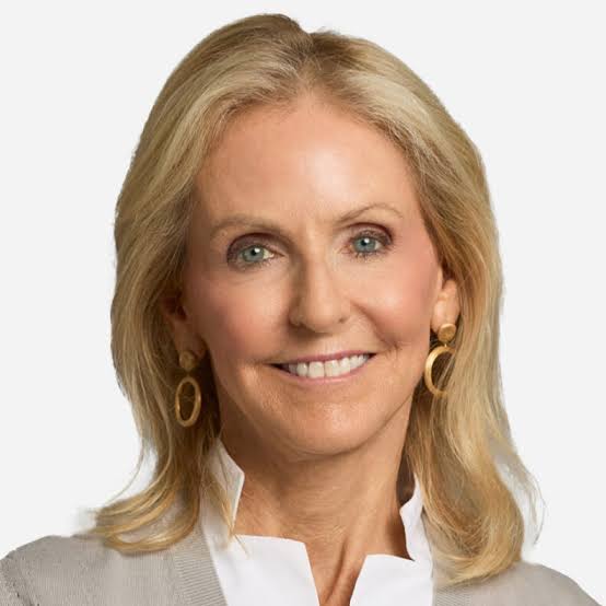 Annie Lamont First Lady of Connecticut Co-Founder & Managing Partner Oak HC/FT